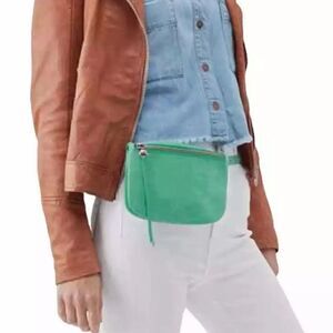 Hobo Saunter Leather Belt Bag/Fanny Pack, Adjustable, Concerts, Travel Green NWT
